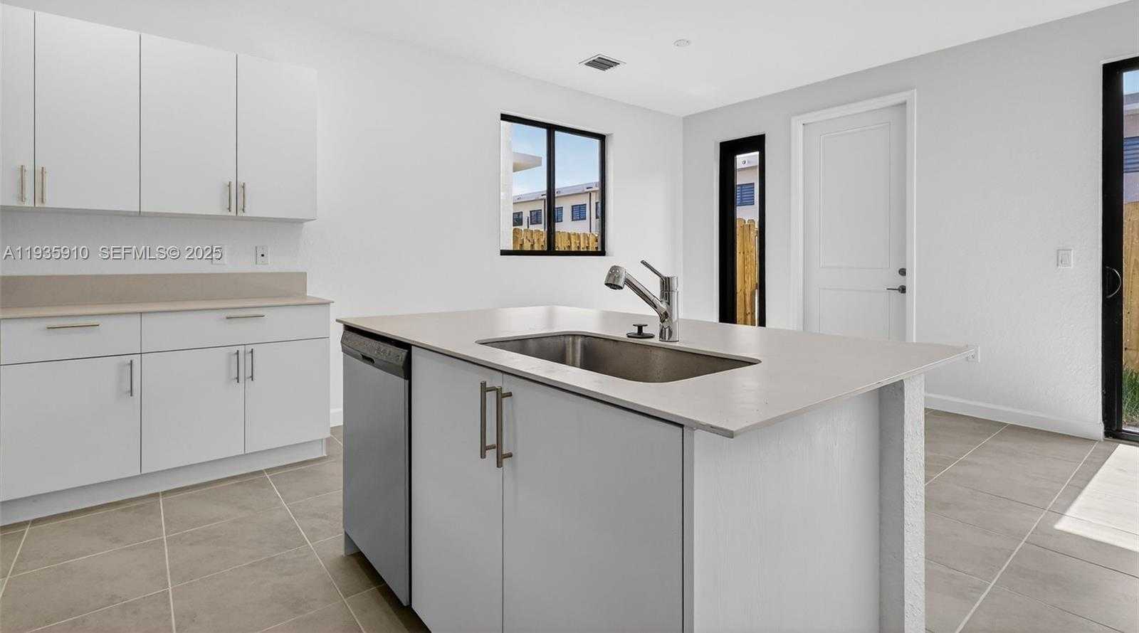 Small Image of 13862 SOUTH WEST 262ND #13862, Homestead Number 12