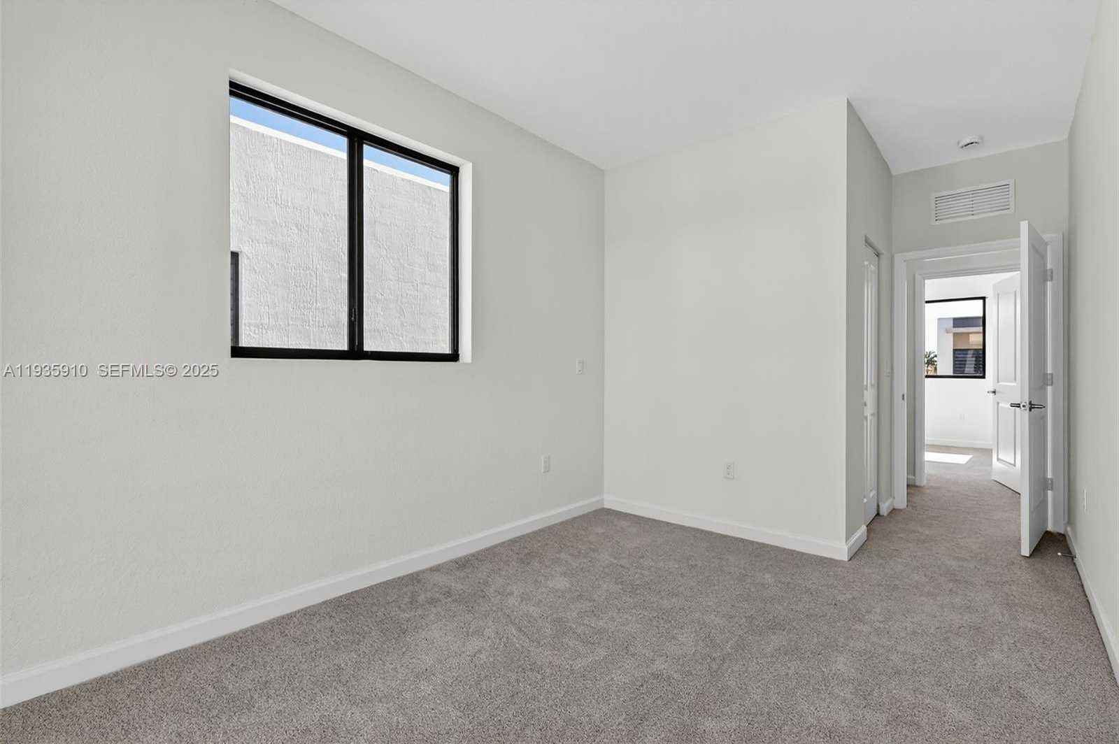 Small Image of 13862 SOUTH WEST 262ND #13862, Homestead Number 32