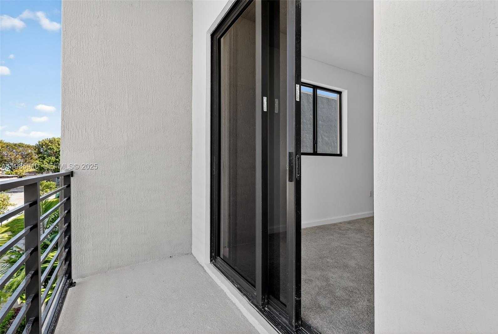 Small Image of 13862 SOUTH WEST 262ND #13862, Homestead Number 37