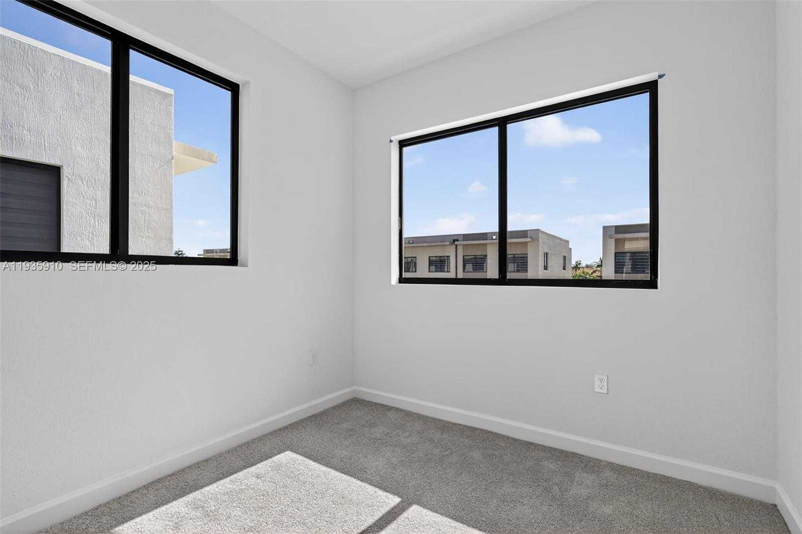 Small Image of 13862 SOUTH WEST 262ND #13862, Homestead Number 41