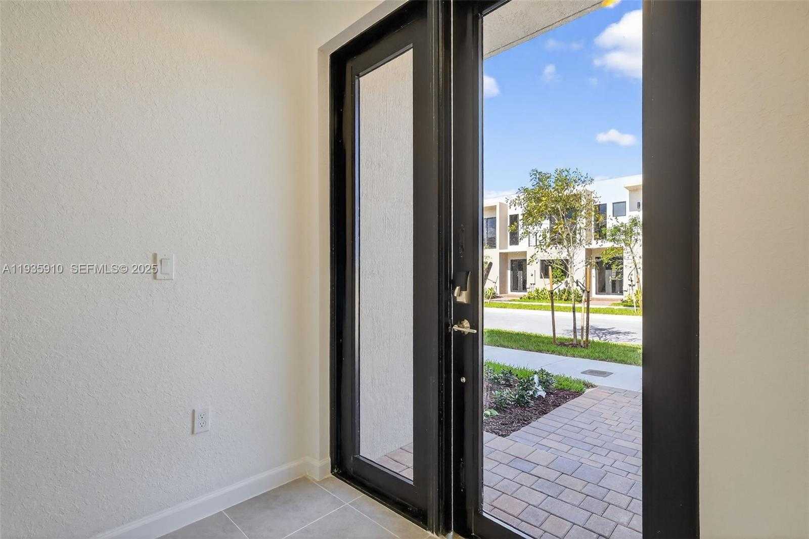 Small Image of 13862 SOUTH WEST 262ND #13862, Homestead Number 5