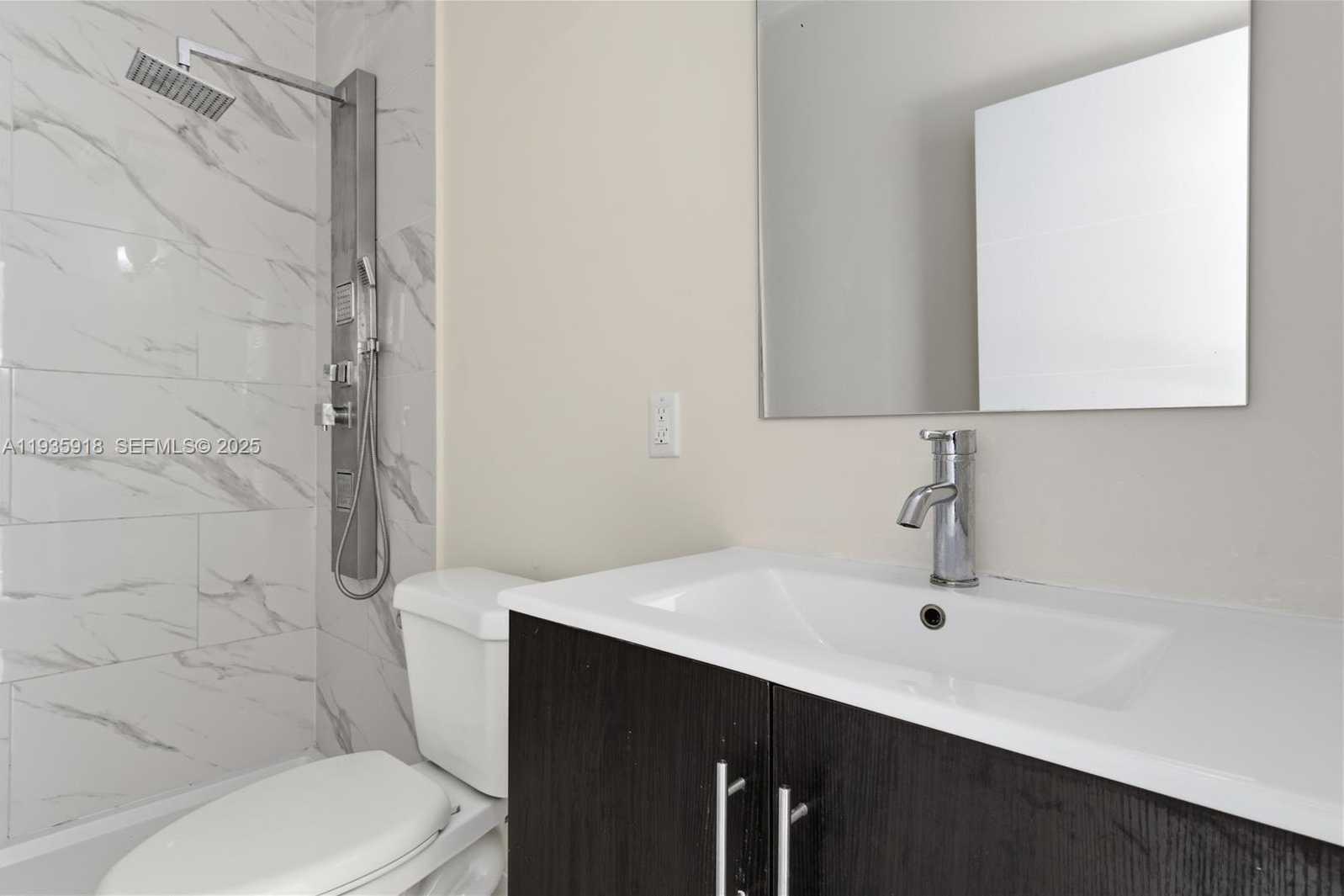 Small Image of 13724 SOUTH WEST 259TH ST #1, Homestead Number 5