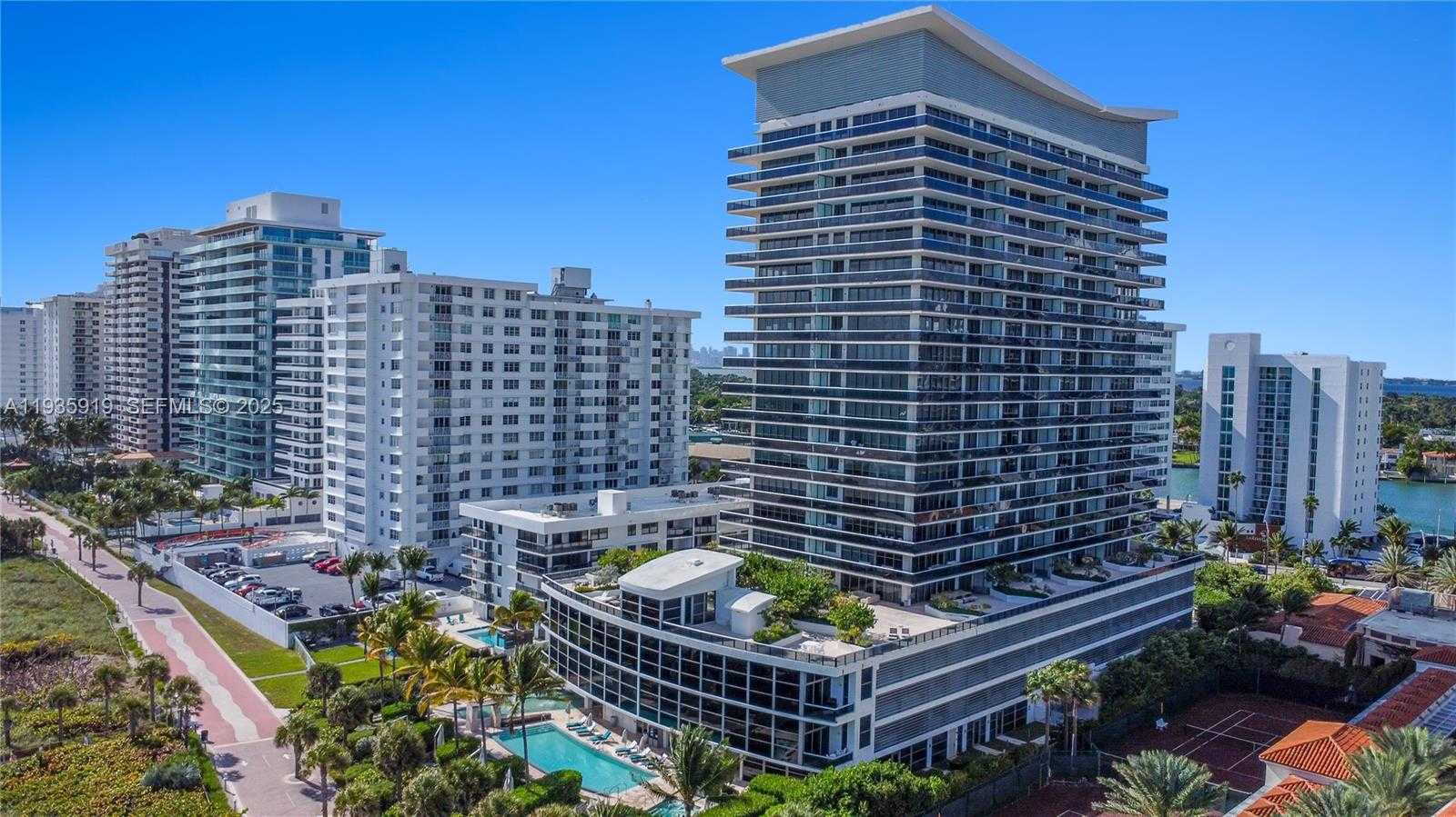 Small Image of 5875 COLLINS AVE #1003, Miami Beach Number 15