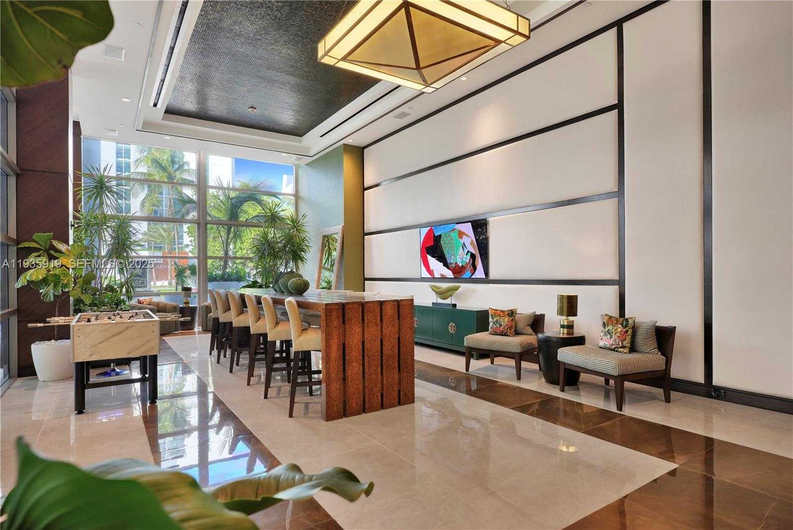 Small Image of 5875 COLLINS AVE #1003, Miami Beach Number 43