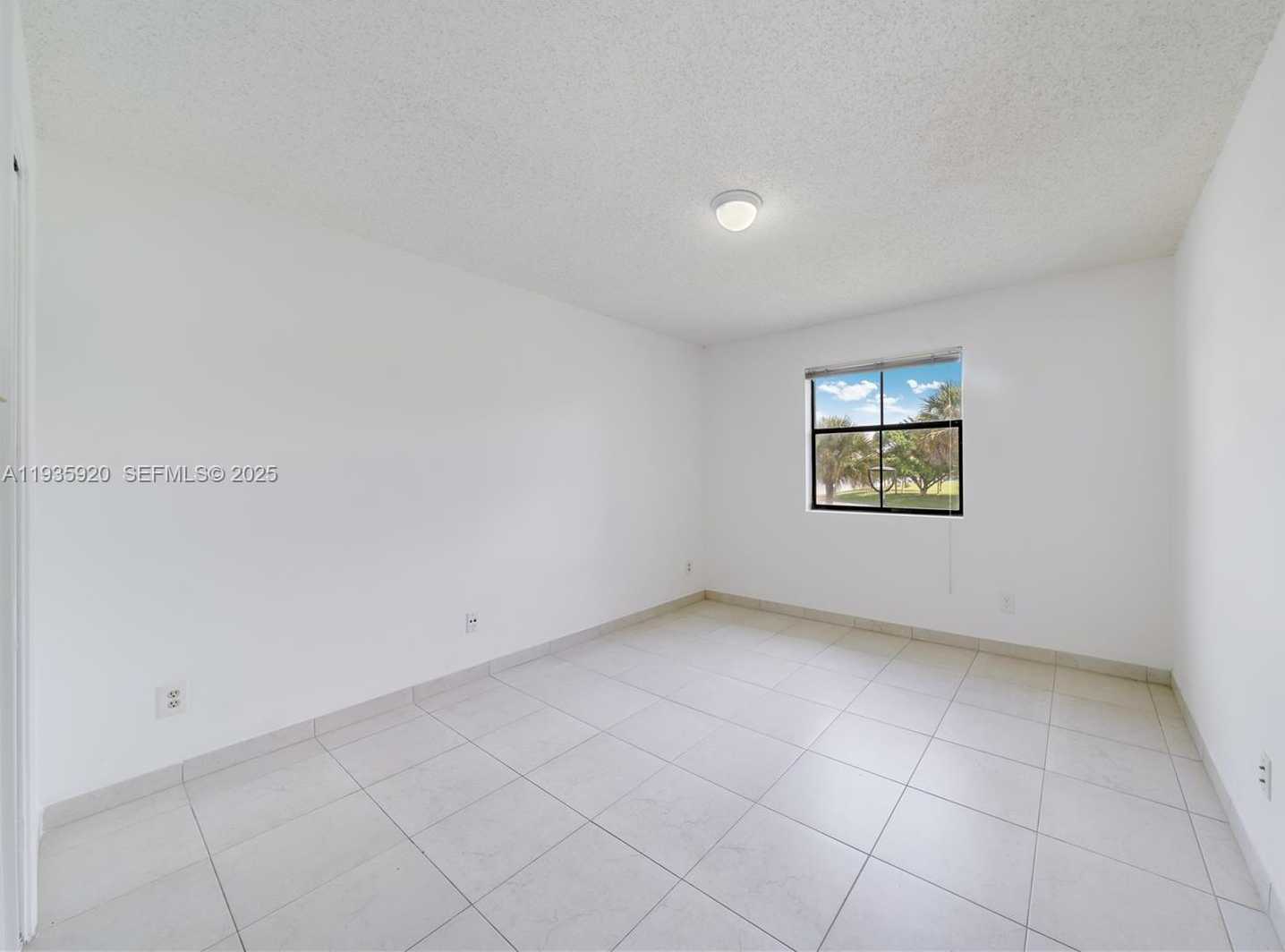 Small Image of 10361 SOUTH WEST 150TH CT #13207, Miami Number 12