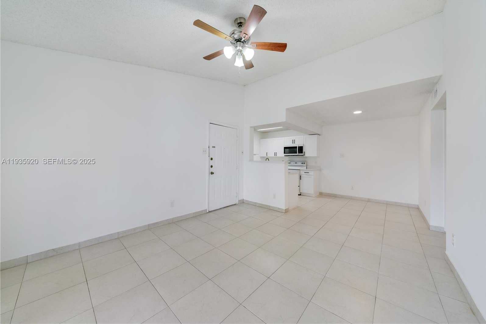 Small Image of 10361 SOUTH WEST 150TH CT #13207, Miami Number 7