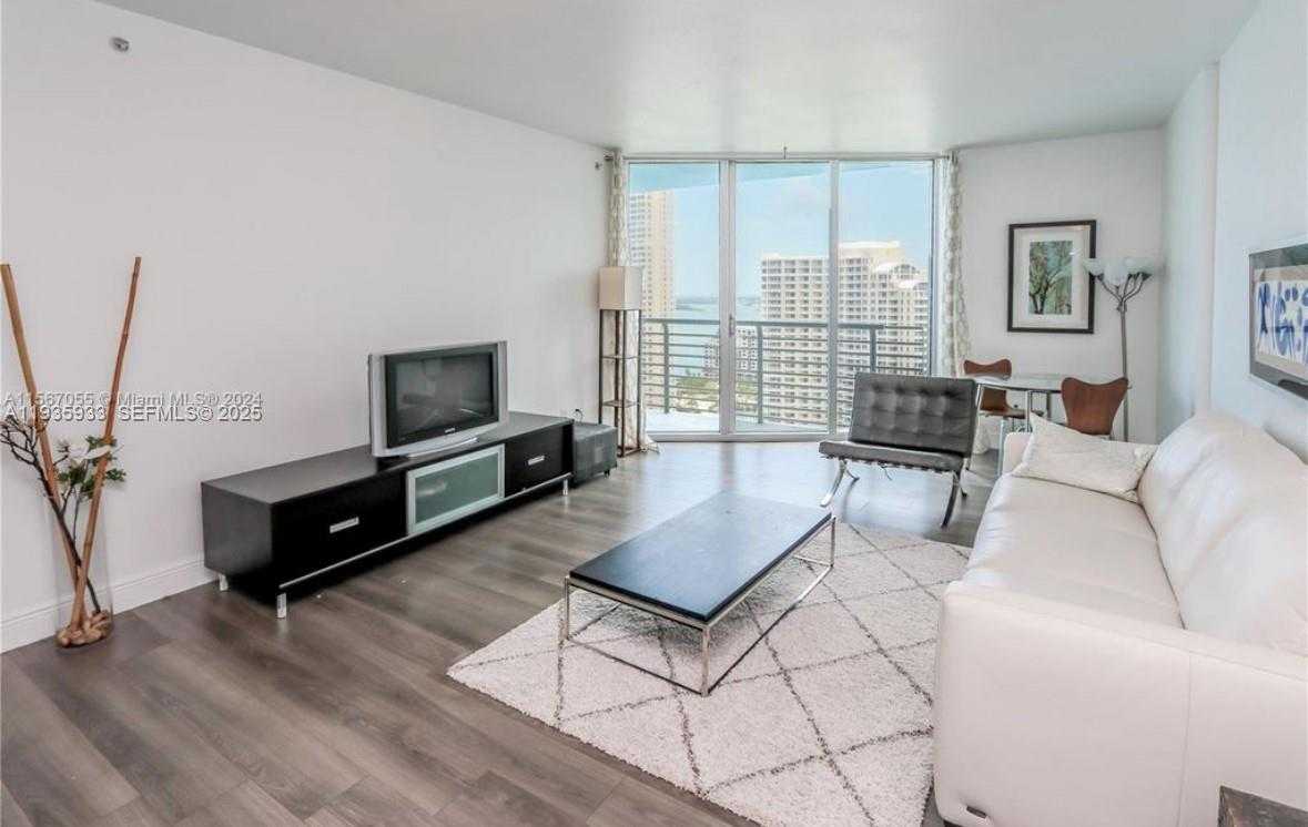 Small Image of 335 SOUTH BISCAYNE BLVD #2703, Miami Number 3