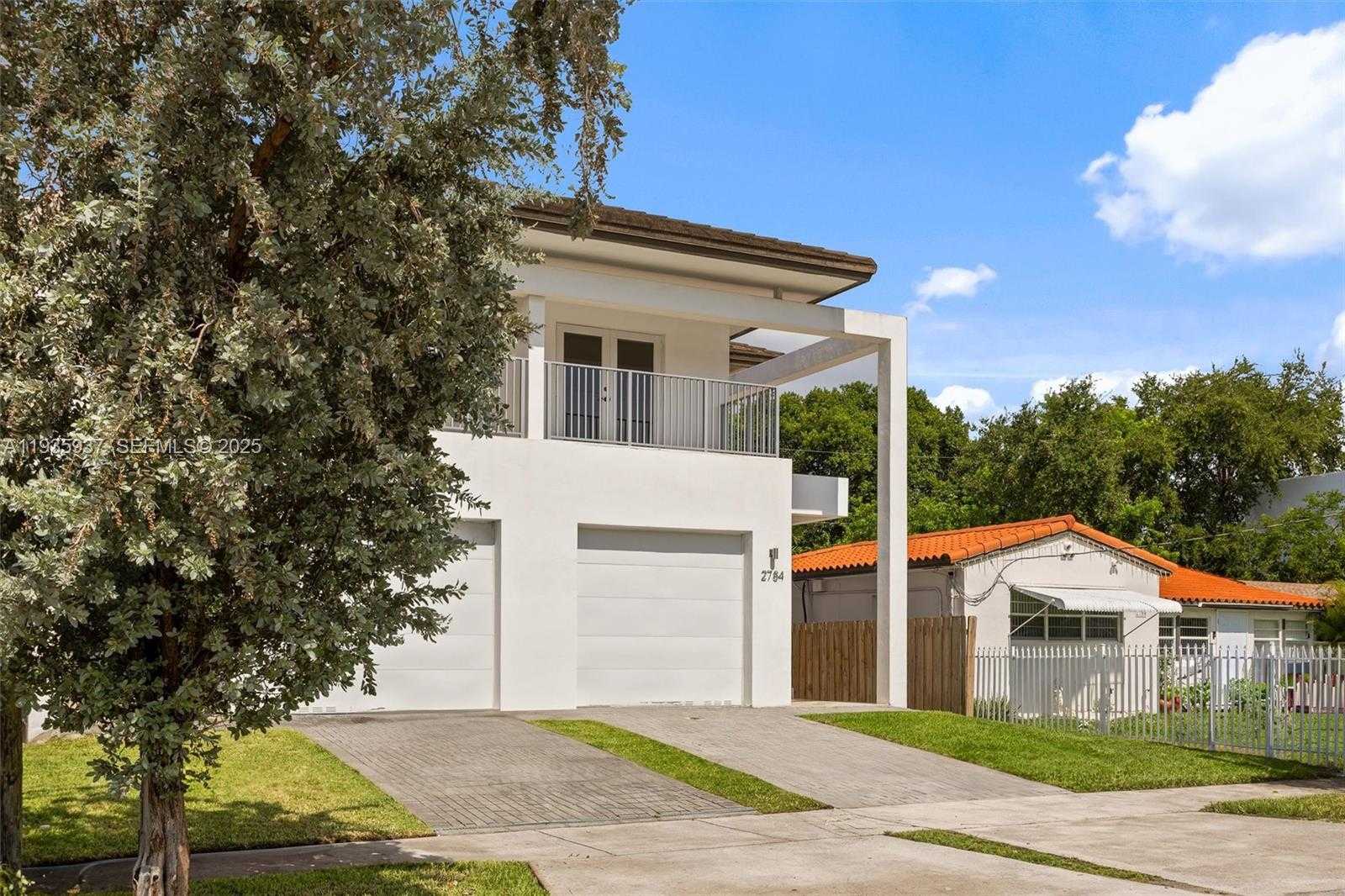 Small Image of 2784 SOUTH WEST 34TH AVE, Miami Number 2