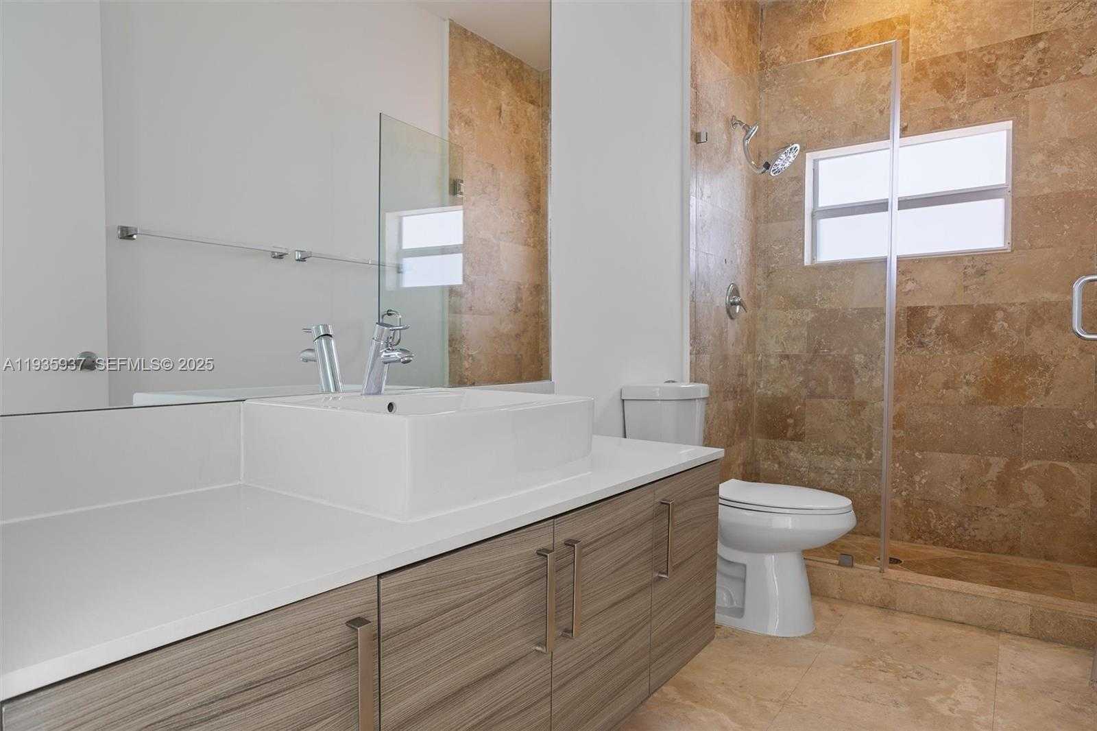 Small Image of 2784 SOUTH WEST 34TH AVE, Miami Number 34