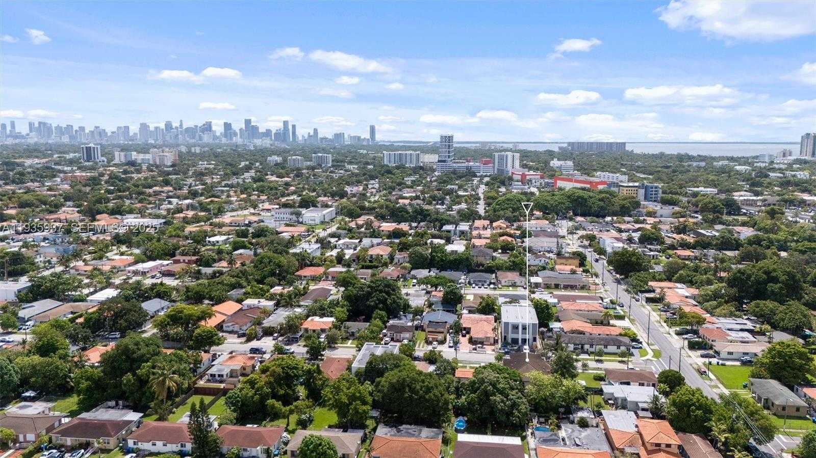 Small Image of 2784 SOUTH WEST 34TH AVE, Miami Number 43