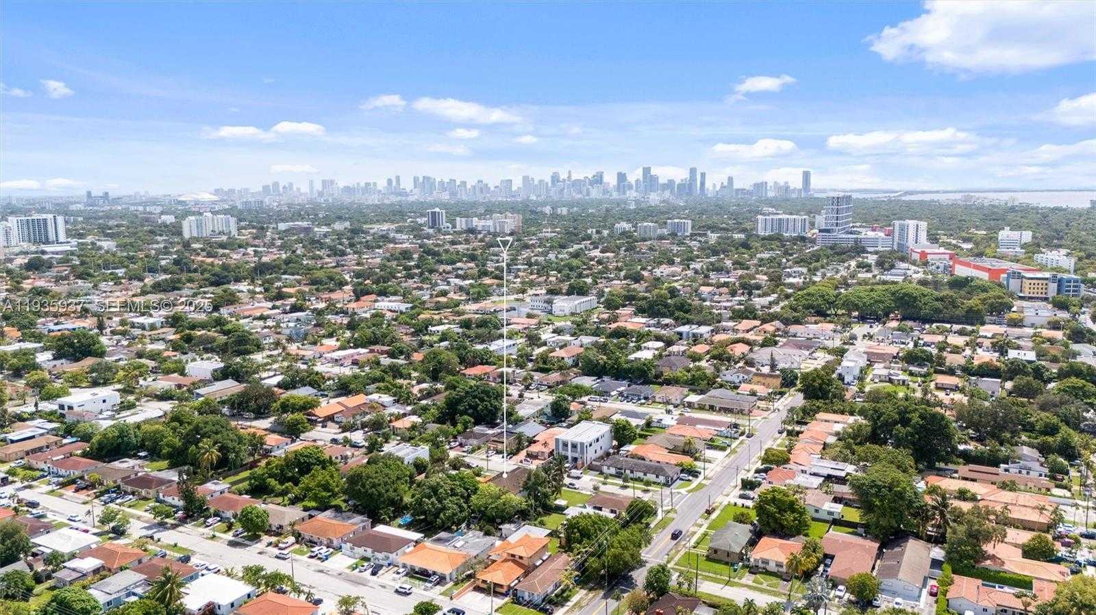 Small Image of 2784 SOUTH WEST 34TH AVE, Miami Number 44