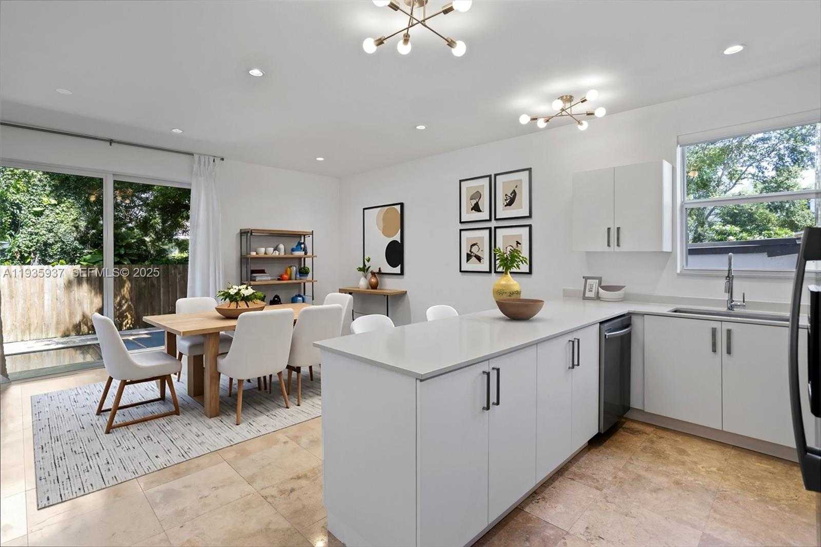 Small Image of 2784 SOUTH WEST 34TH AVE, Miami Number 6