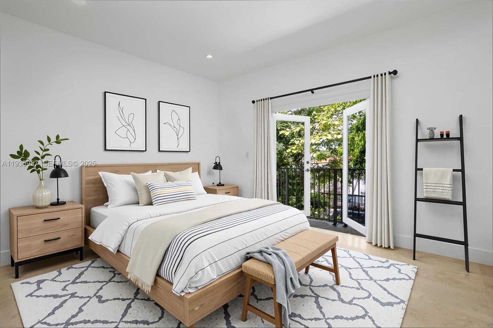 Small Image of 2784 SOUTH WEST 34TH AVE, Miami Number 7