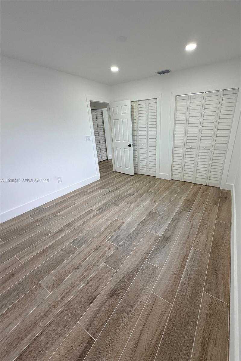 Small Image of 1526 SOUTH WEST 65TH AVE, West Miami Number 11