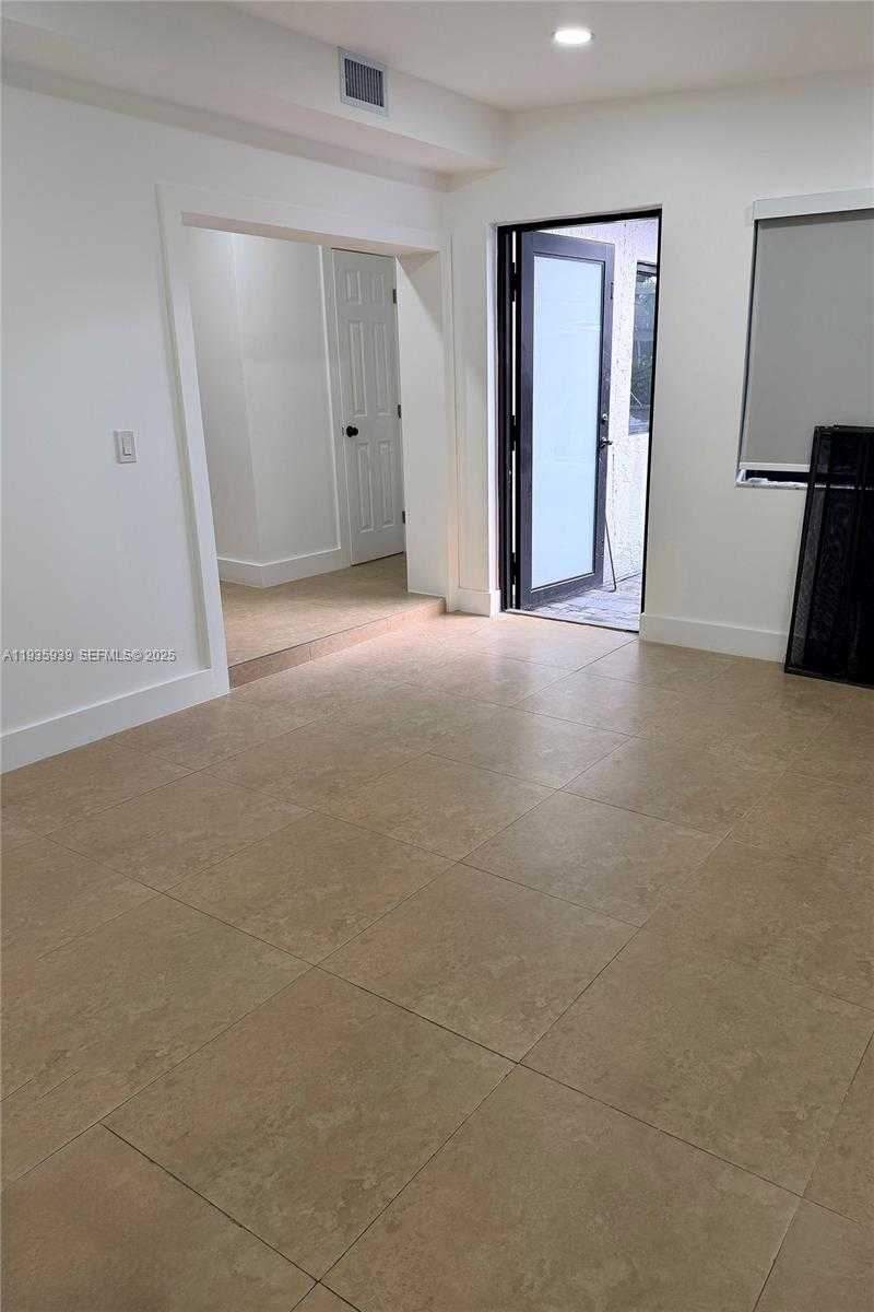 Small Image of 1526 SOUTH WEST 65TH AVE, West Miami Number 31