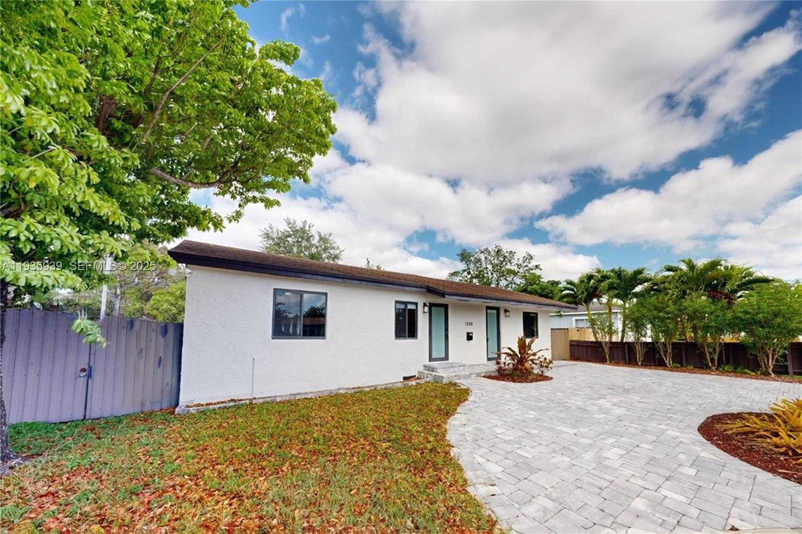 Small Image of 1526 SOUTH WEST 65TH AVE, West Miami Number 36