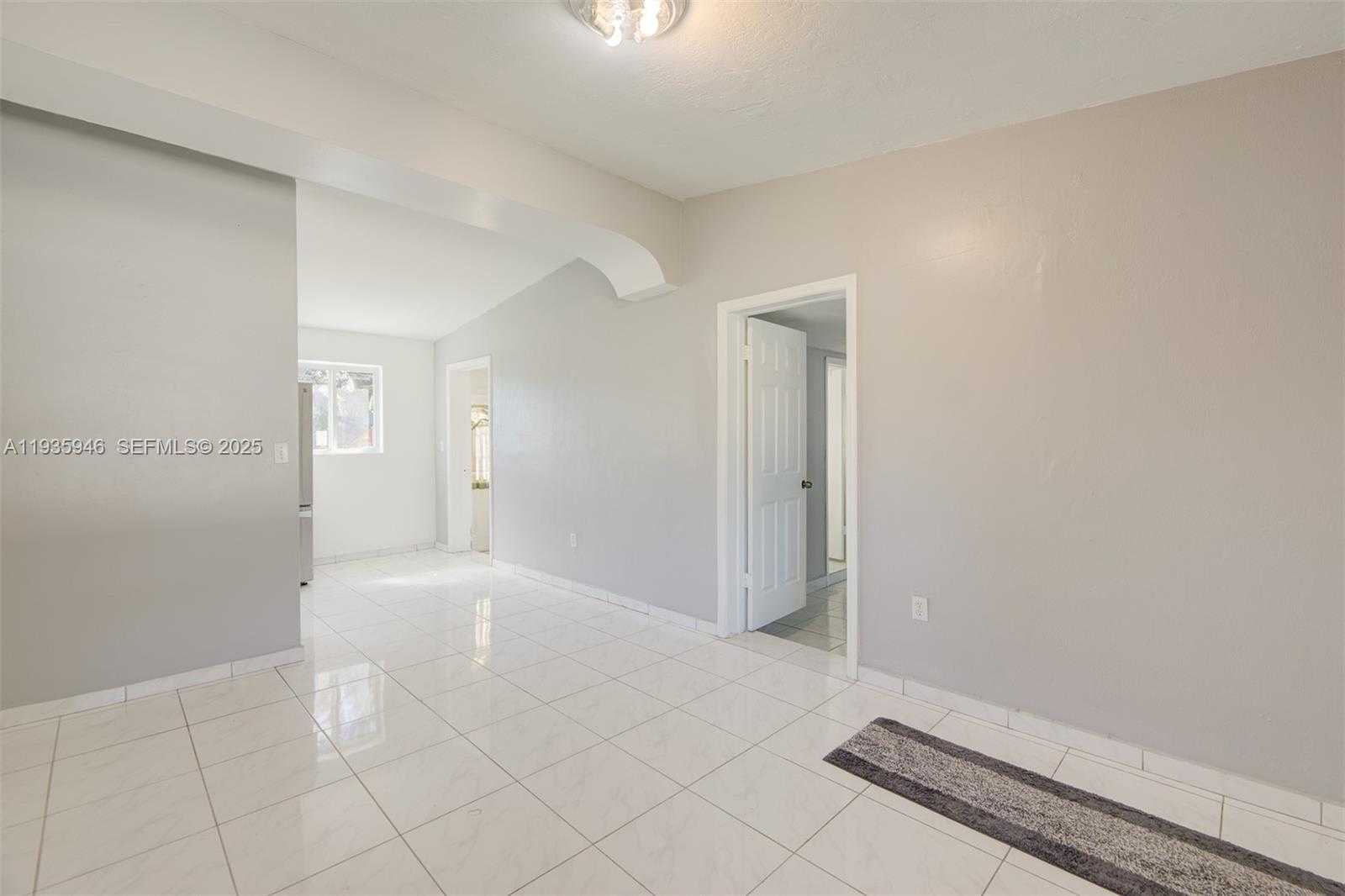 Small Image of 3510 SOUTH WEST 39TH ST, West Park Number 30