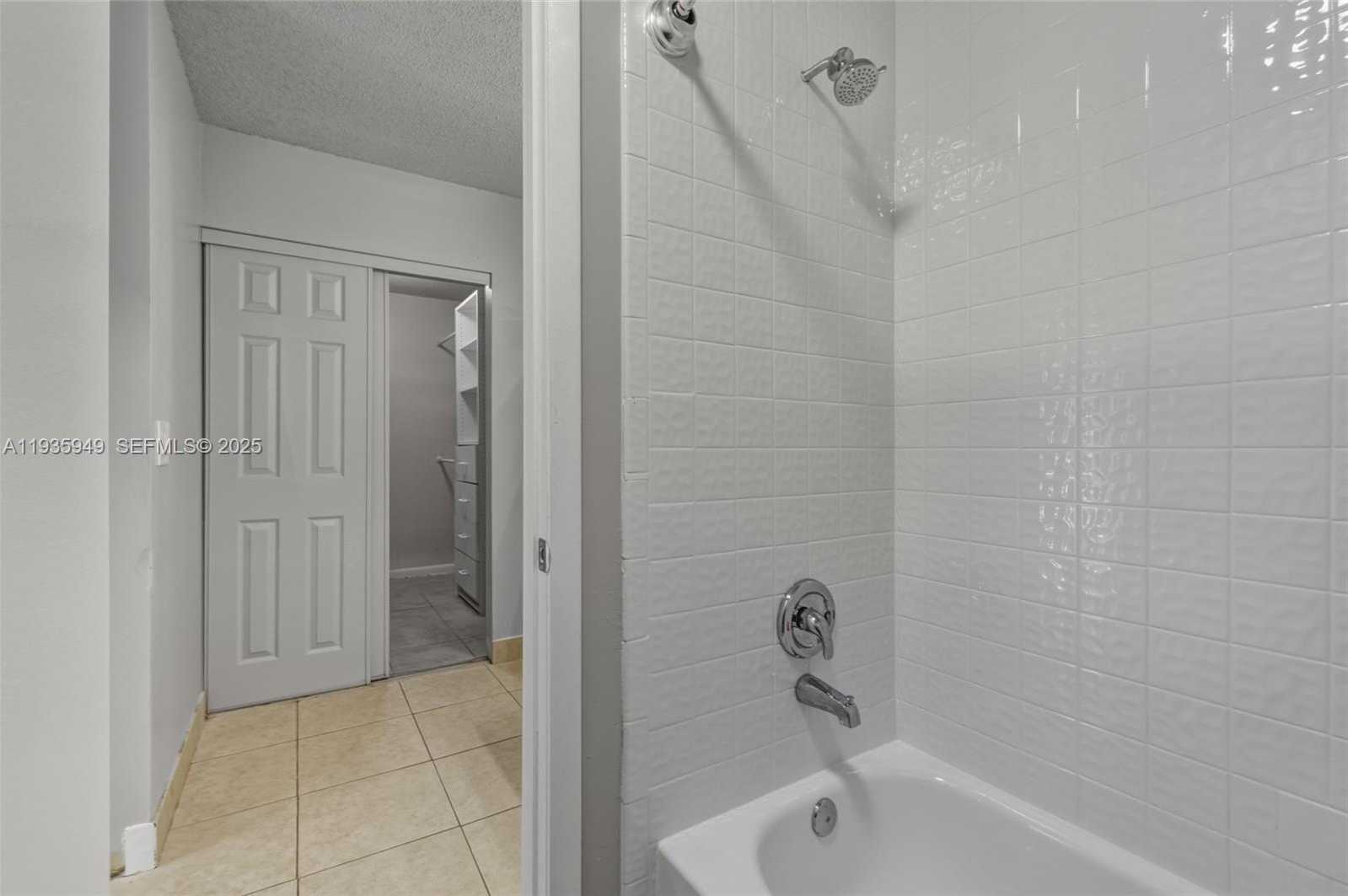 Small Image of 138 COLLY WAY, North Lauderdale Number 22