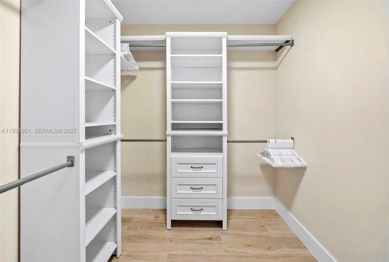 Small Image of 10001 EAST BAY HARBOR DR #2N, Bay Harbor Islands Number 18