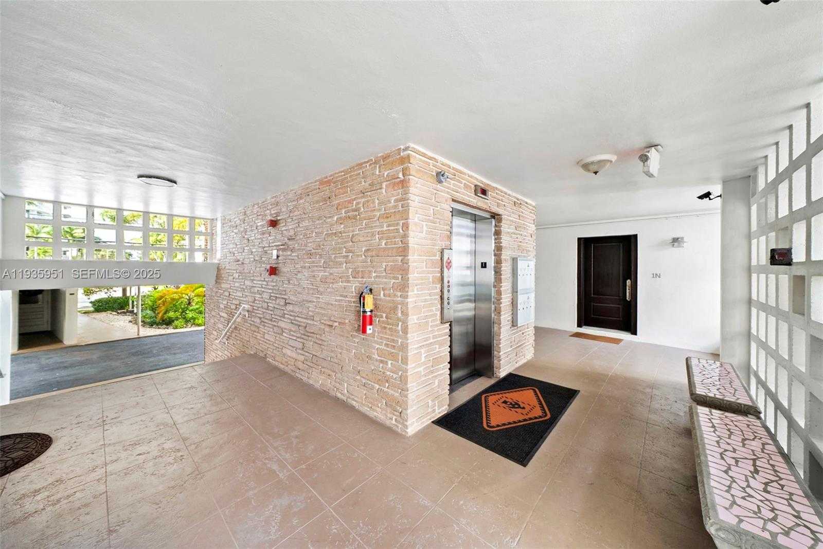 Small Image of 10001 EAST BAY HARBOR DR #2N, Bay Harbor Islands Number 47