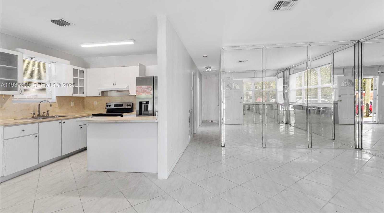 Small Image of 1130 NORTH WEST 58TH TER, Miami Number 3