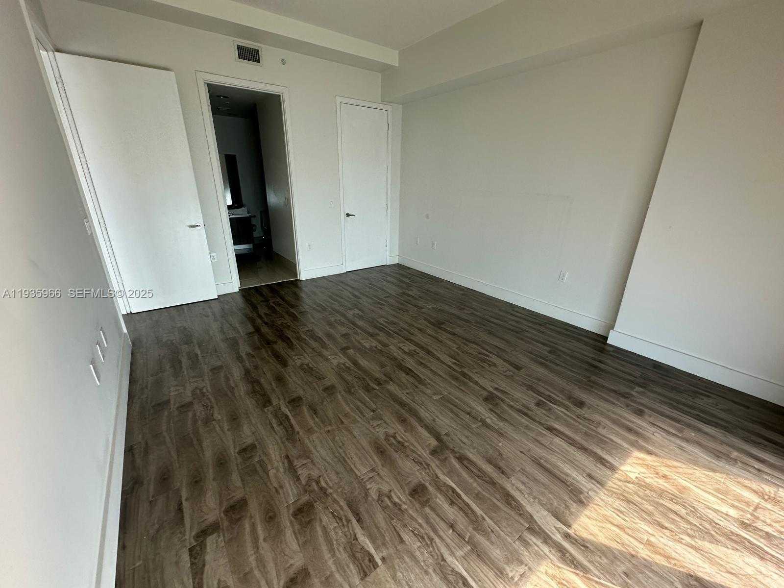 Small Image of 201 SOUTH WEST 17TH RD #803, Miami Number 7