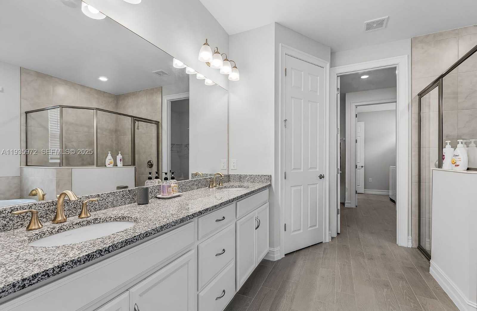 Small Image of 425 CORAL REEF PL, Cape Coral Number 14