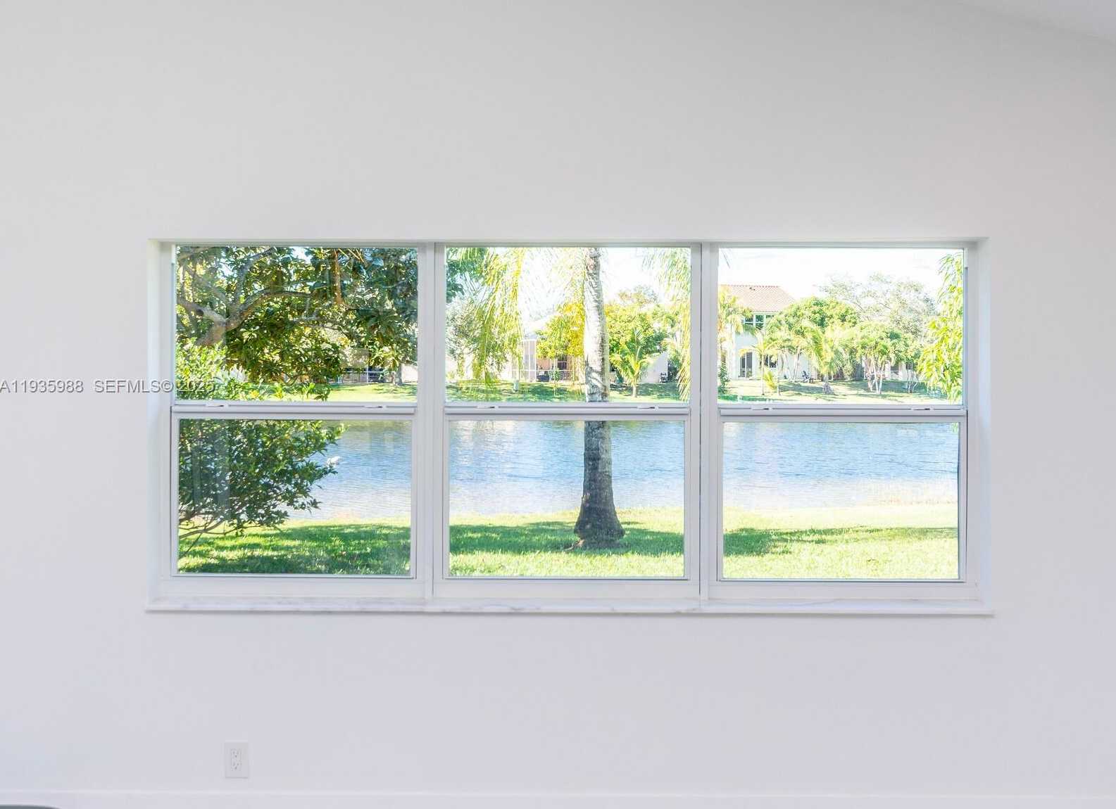 Small Image of 381 CAMERON DR, Weston Number 21