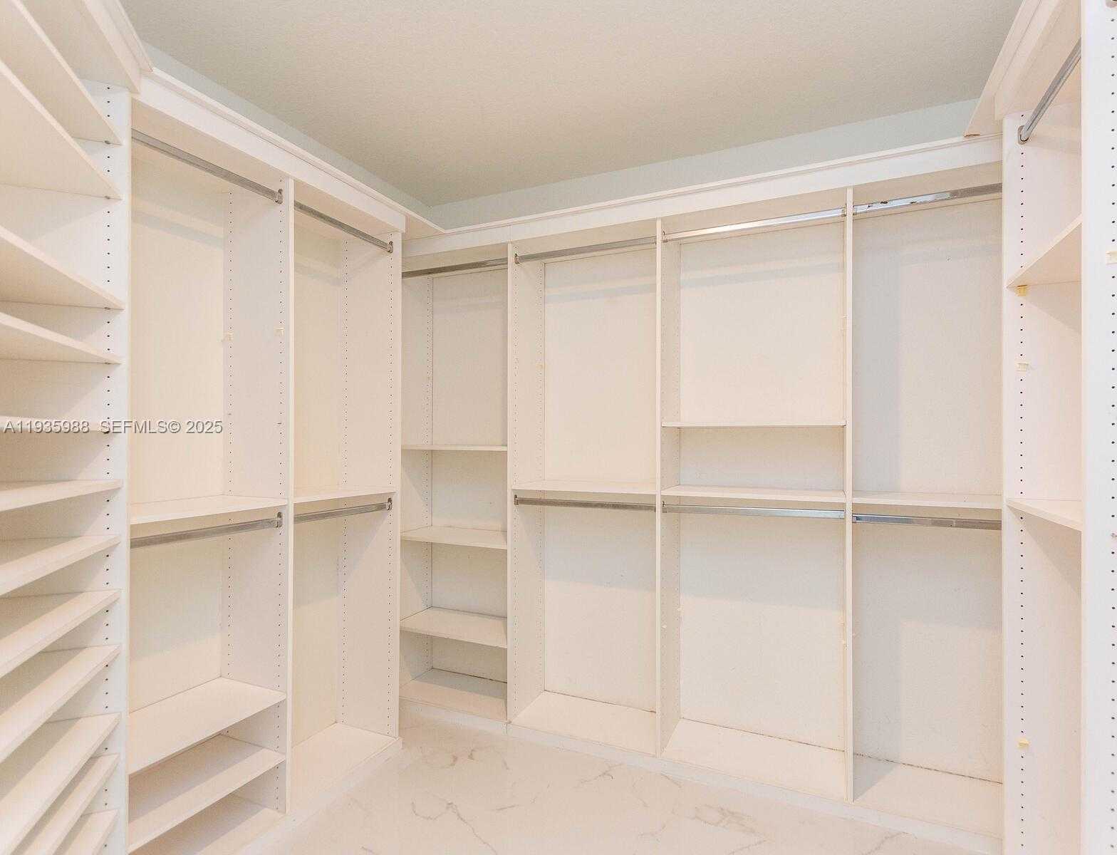 Small Image of 381 CAMERON DR, Weston Number 34