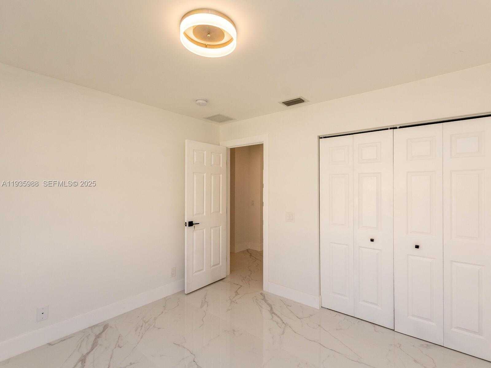 Small Image of 381 CAMERON DR, Weston Number 36