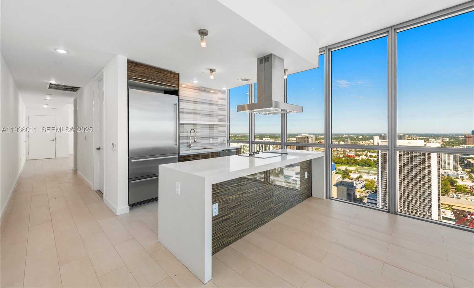 Small Image of 1100 BISCAYNE BLVD #4307, Miami Number 2