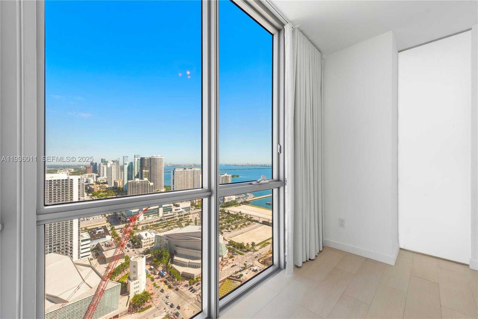 Small Image of 1100 BISCAYNE BLVD #4307, Miami Number 20