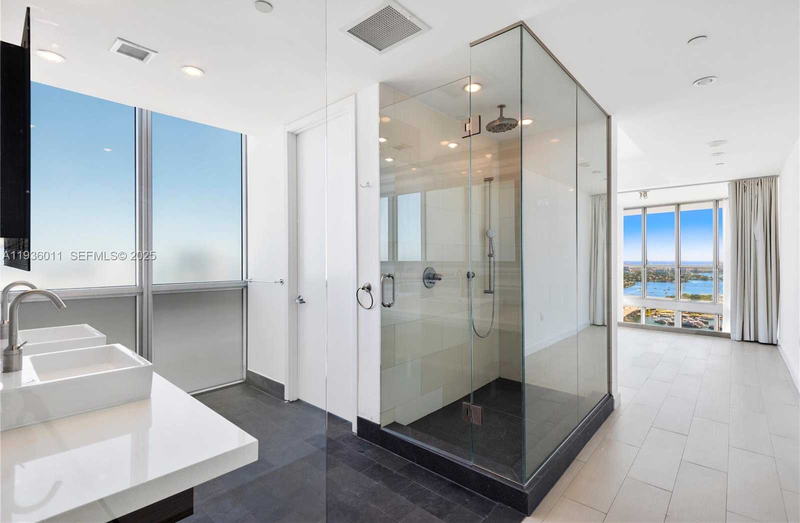 Small Image of 1100 BISCAYNE BLVD #4307, Miami Number 26