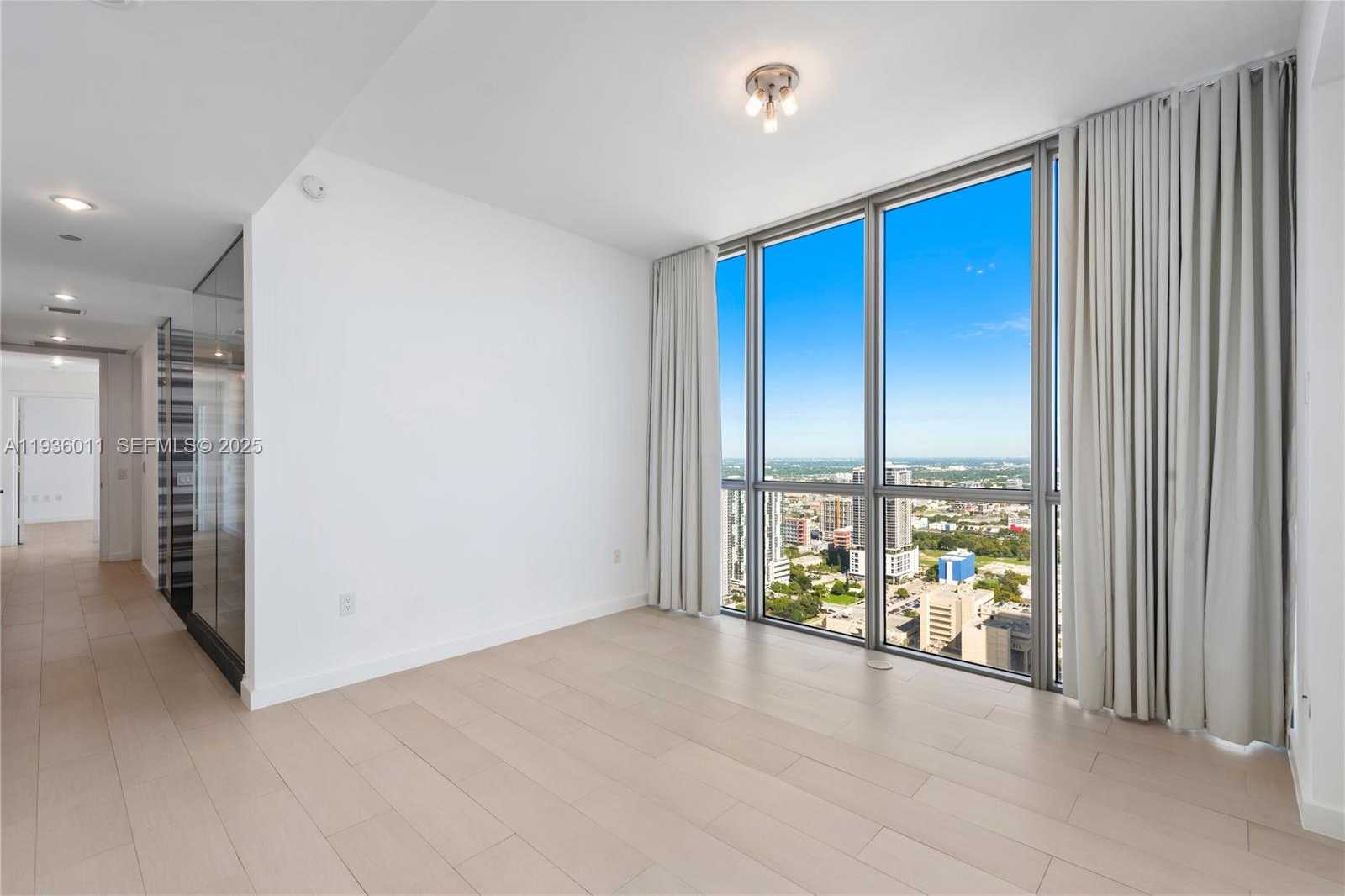 Small Image of 1100 BISCAYNE BLVD #4307, Miami Number 32