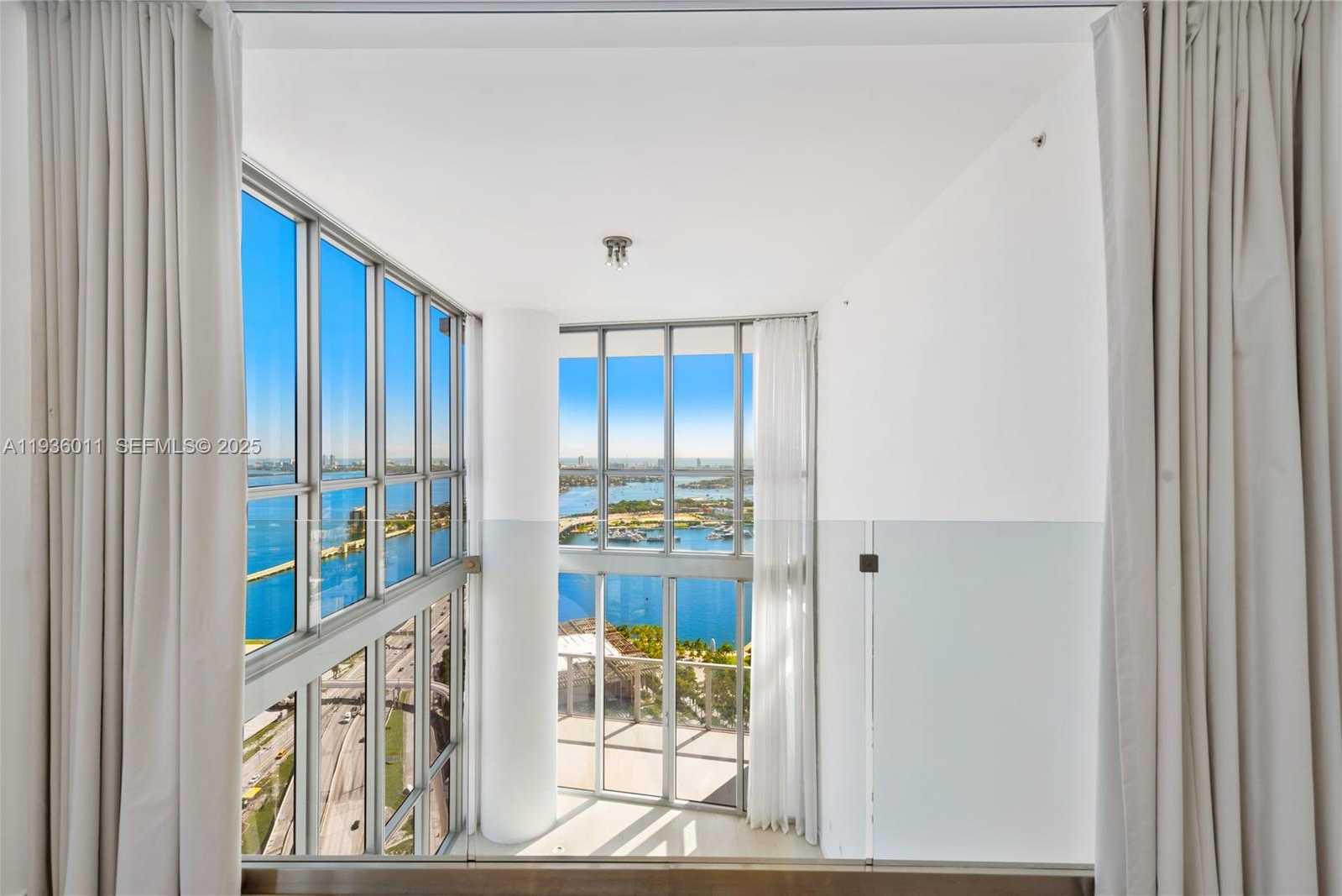 Small Image of 1100 BISCAYNE BLVD #4307, Miami Number 33