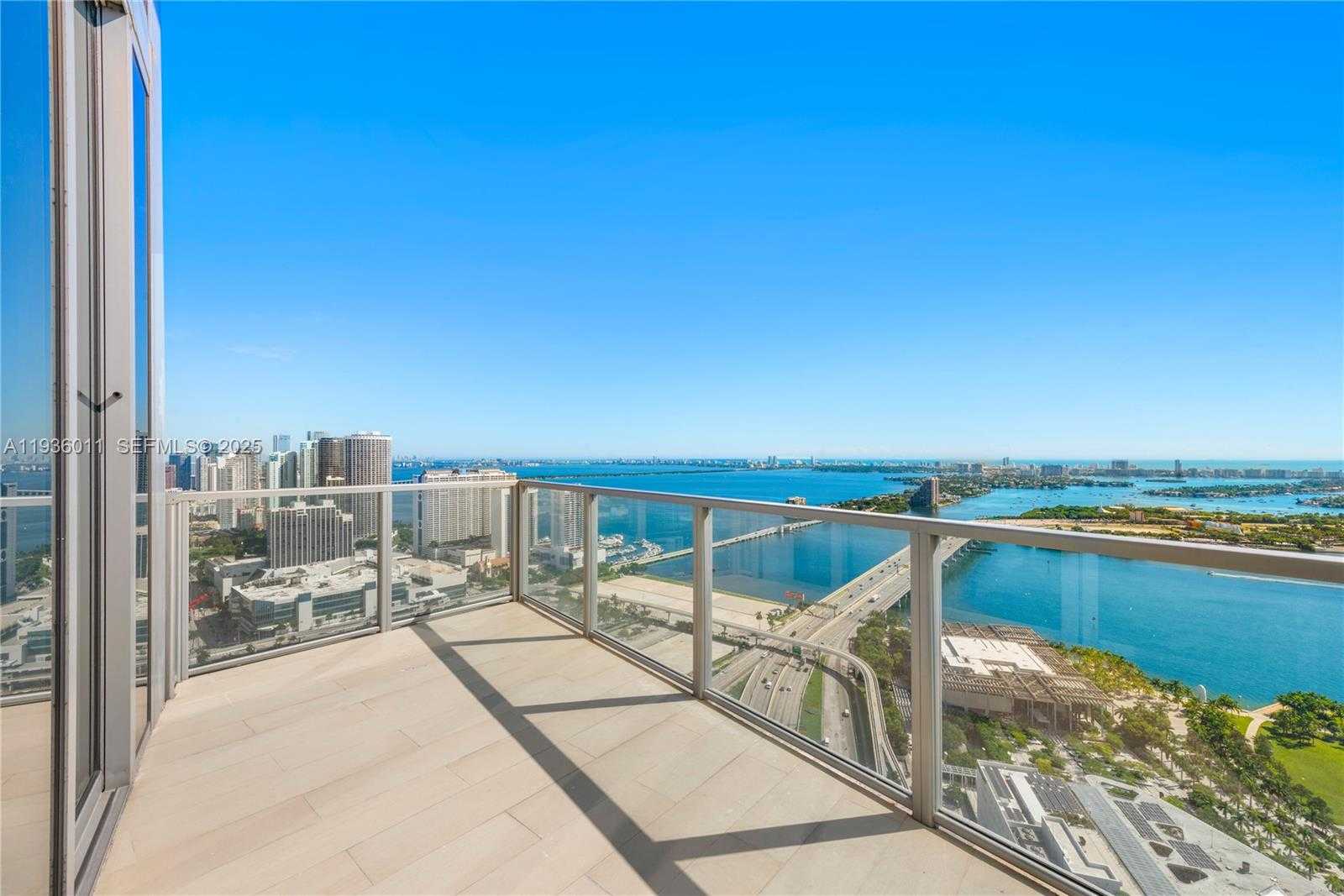 Small Image of 1100 BISCAYNE BLVD #4307, Miami Number 36