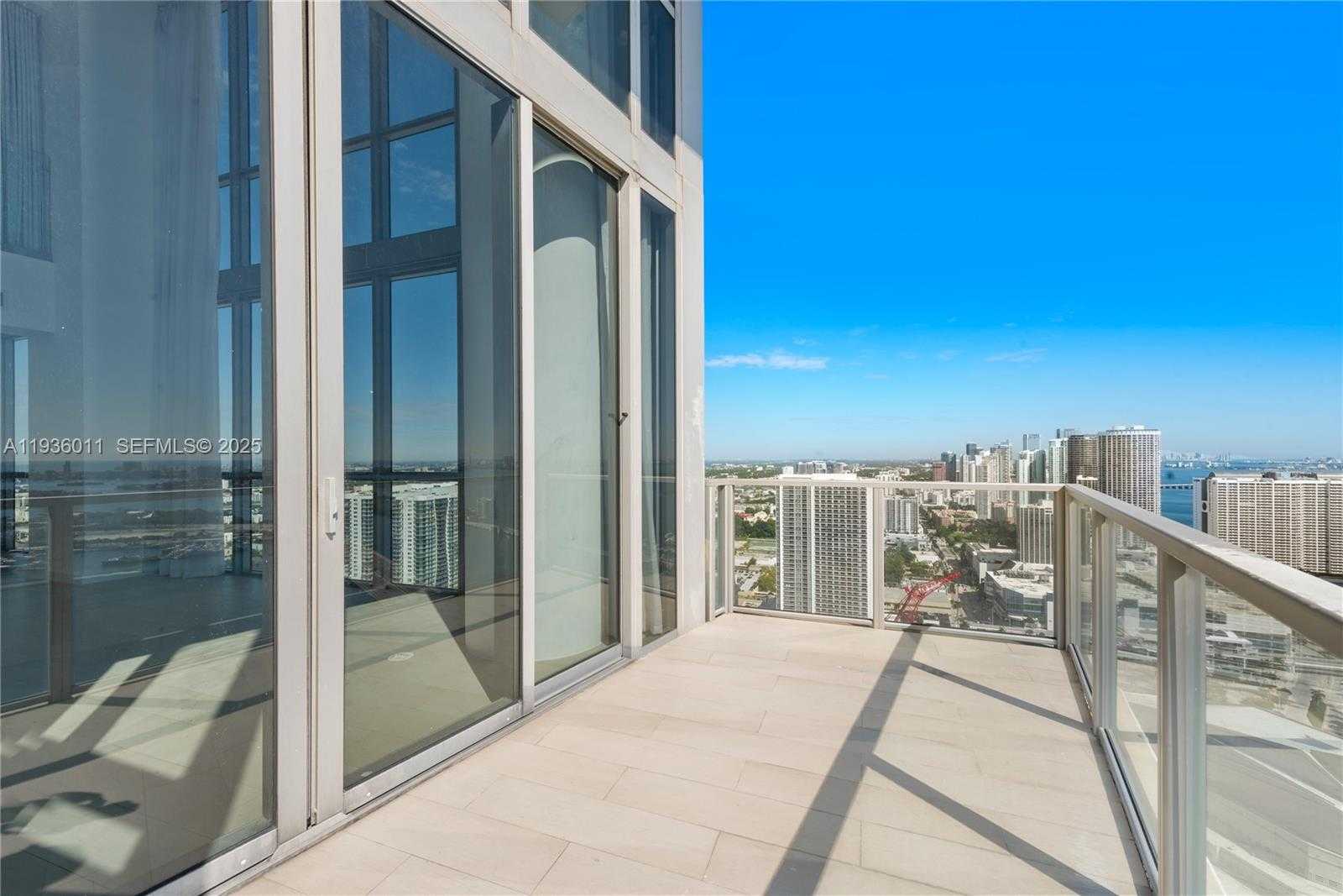 Small Image of 1100 BISCAYNE BLVD #4307, Miami Number 37