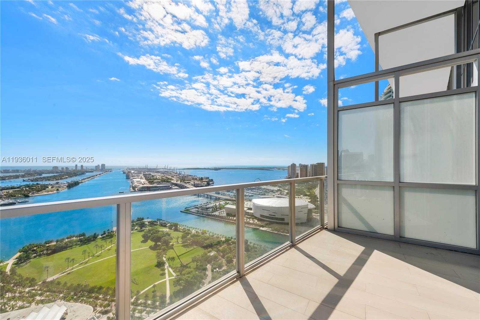 Small Image of 1100 BISCAYNE BLVD #4307, Miami Number 38