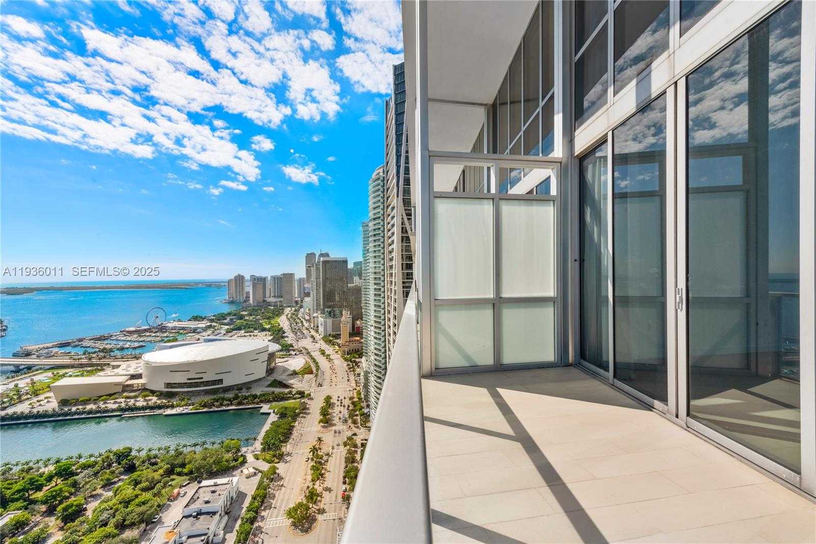 Small Image of 1100 BISCAYNE BLVD #4307, Miami Number 39