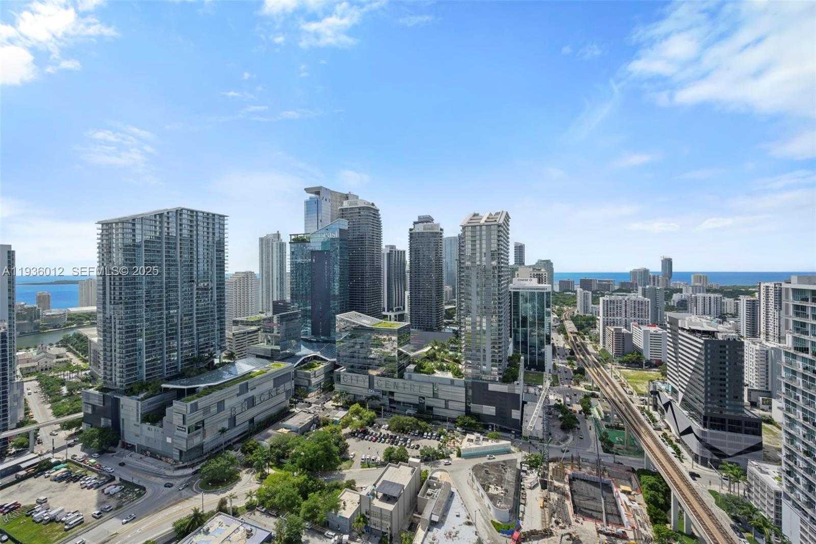 Small Image of 92 SOUTH WEST 3RD ST #3902, Miami Number 12