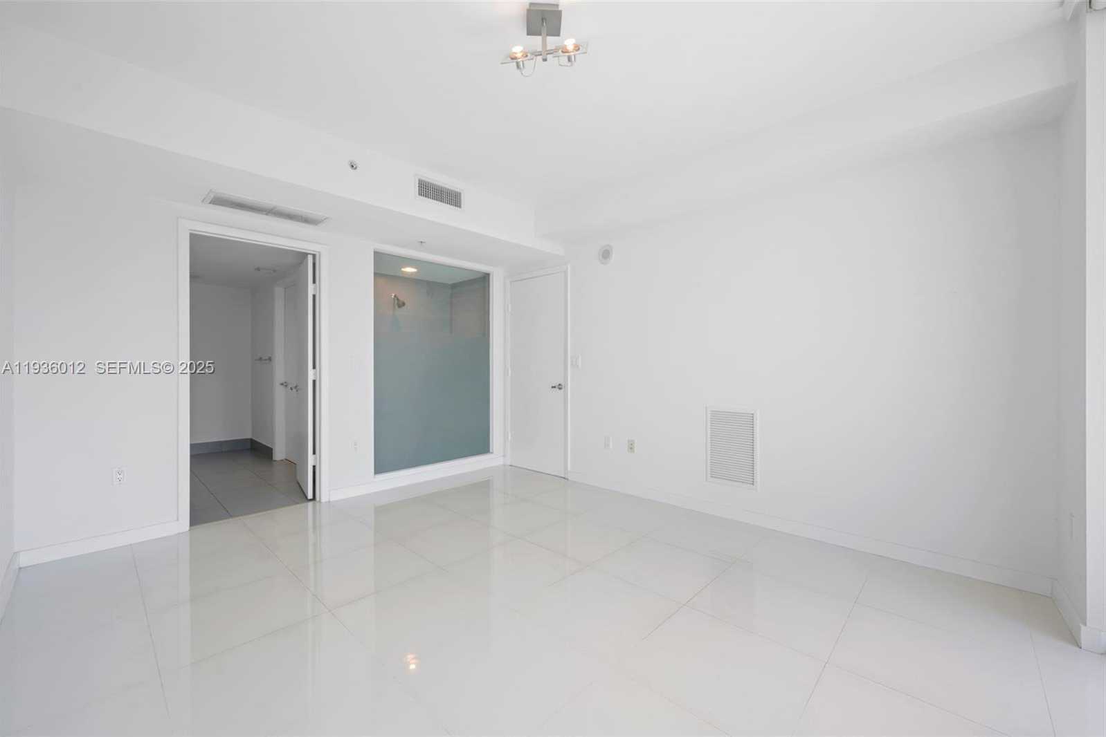 Small Image of 92 SOUTH WEST 3RD ST #3902, Miami Number 7