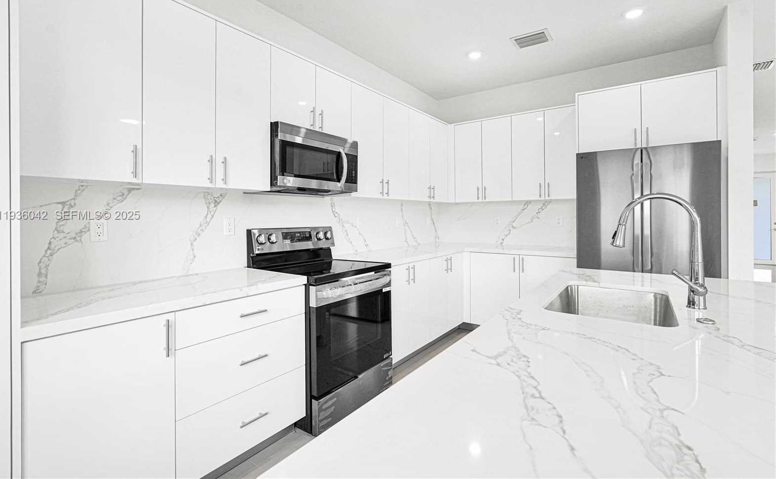 Small Image of 22431 SOUTH WEST 125 AVE #19B, Miami Number 15