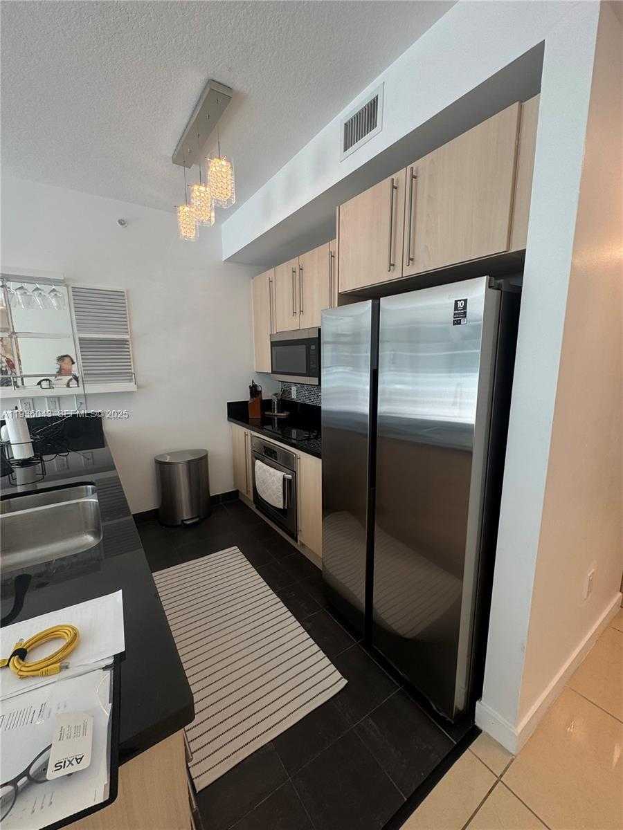 Small Image of 1111 SOUTH WEST 1 #2616, Miami Number 12