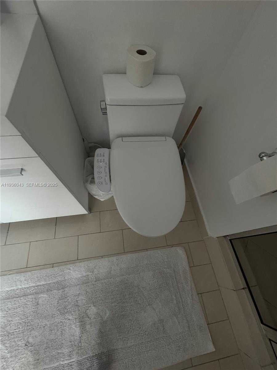 Small Image of 1111 SOUTH WEST 1 #2616, Miami Number 17