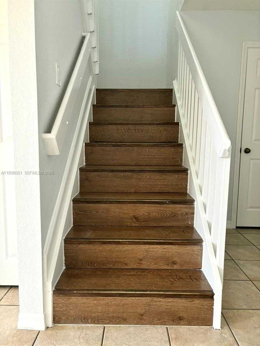 Small Image of 16276 SOUTH WEST 75TH ST, Miami Number 10