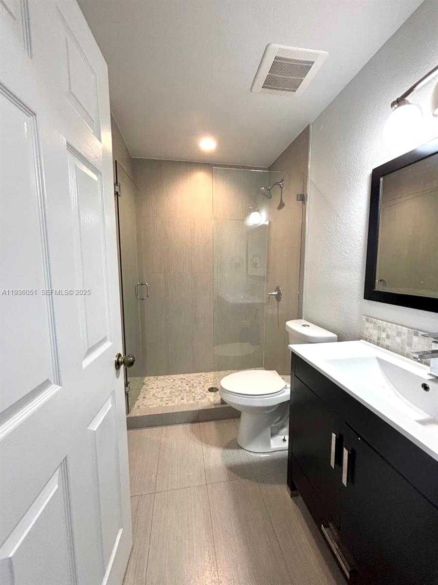 Small Image of 16276 SOUTH WEST 75TH ST, Miami Number 16