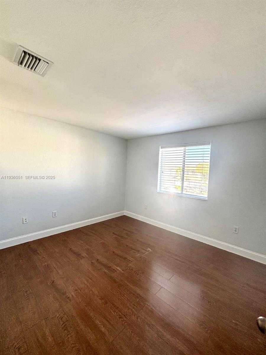 Small Image of 16276 SOUTH WEST 75TH ST, Miami Number 24