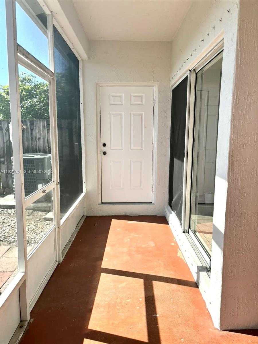 Small Image of 16276 SOUTH WEST 75TH ST, Miami Number 29