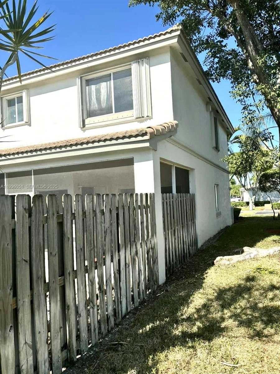 Small Image of 16276 SOUTH WEST 75TH ST, Miami Number 33