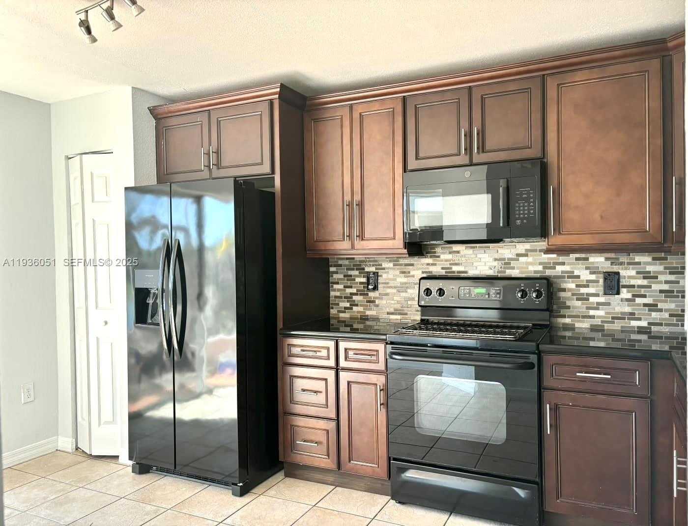 Small Image of 16276 SOUTH WEST 75TH ST, Miami Number 8